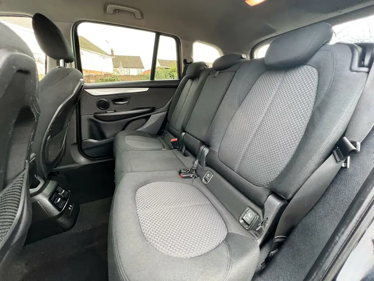 2020-bmw-2-series-15td-216d-se-gran-dct-big-21