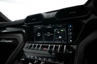 2023-lamborghini-urus-40-no-trim-small-13