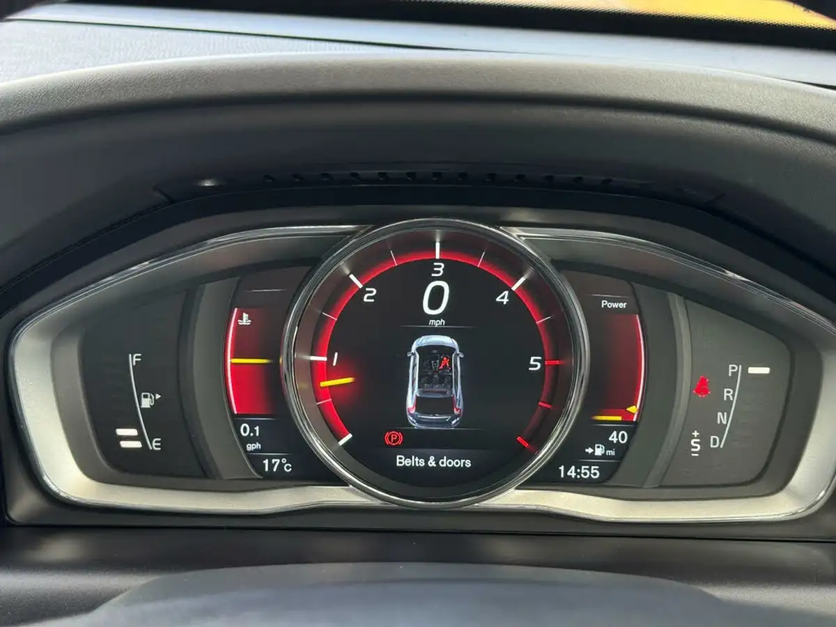 2016-volvo-xc60-24td-d4-se-lux-geartronic-big-51