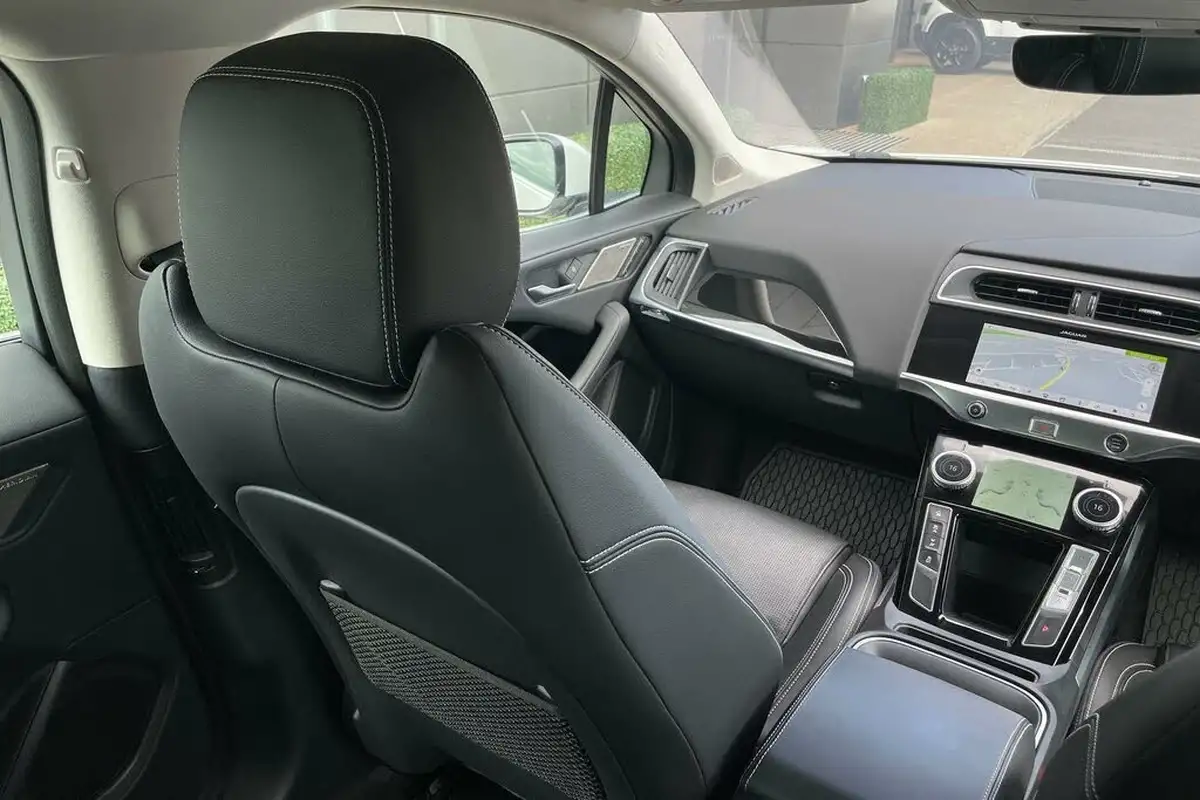 2020-jaguar-i-pace-ev400-s-big-40
