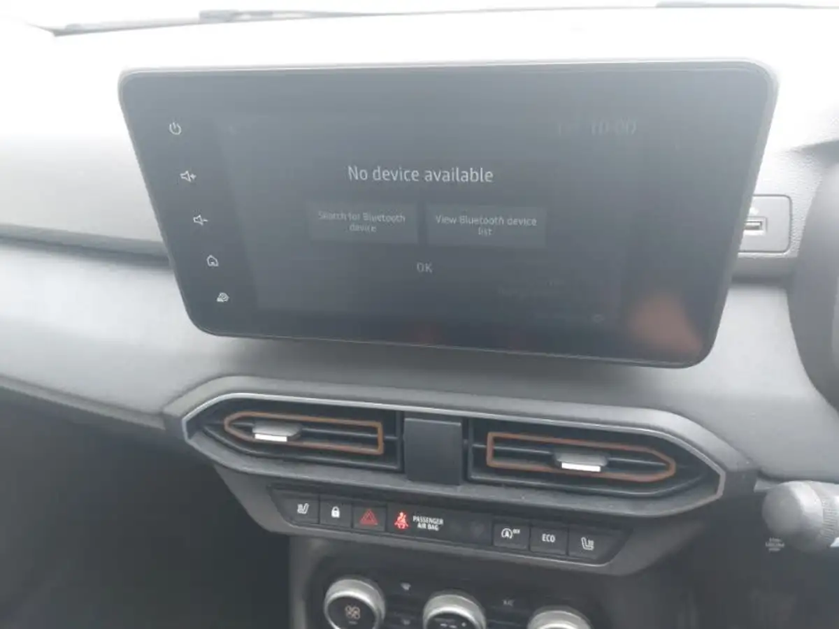 2024-dacia-sandero-stepway-10-tce-extreme-90bhp-big-18