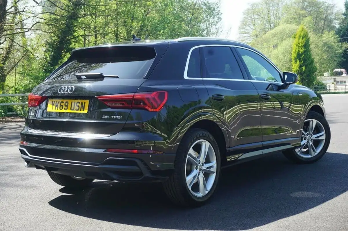 2019-audi-q3-15-35-tfsi-s-line-cod-station-wagon-1498cc-big-9