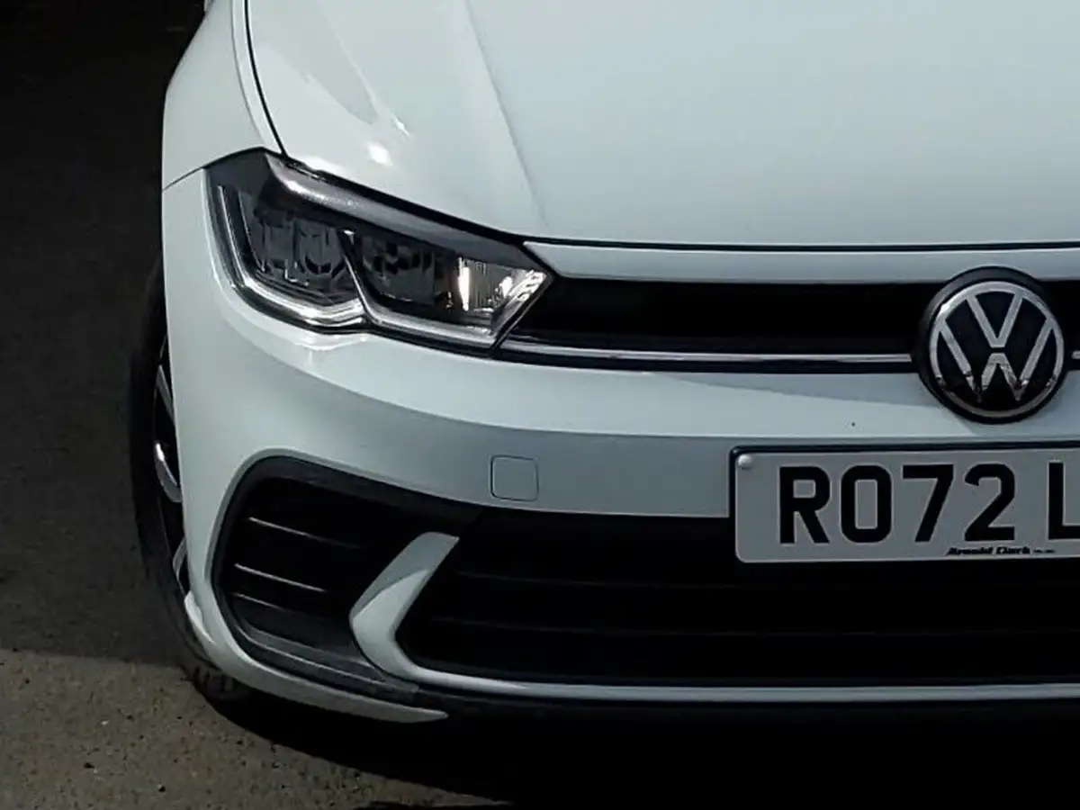 2022-volkswagen-polo-10-life-big-13