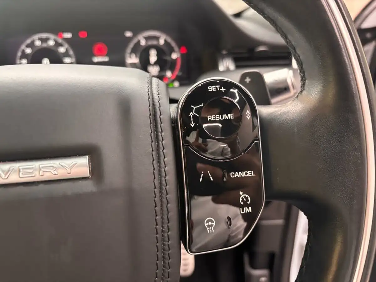 2019-land-rover-discovery-sport-20-d180-r-dynamic-hse-big-36