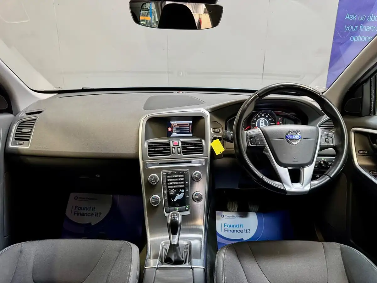 2014-volvo-xc60-20td-d4-se-181bhp-ss-1969cc-big-13
