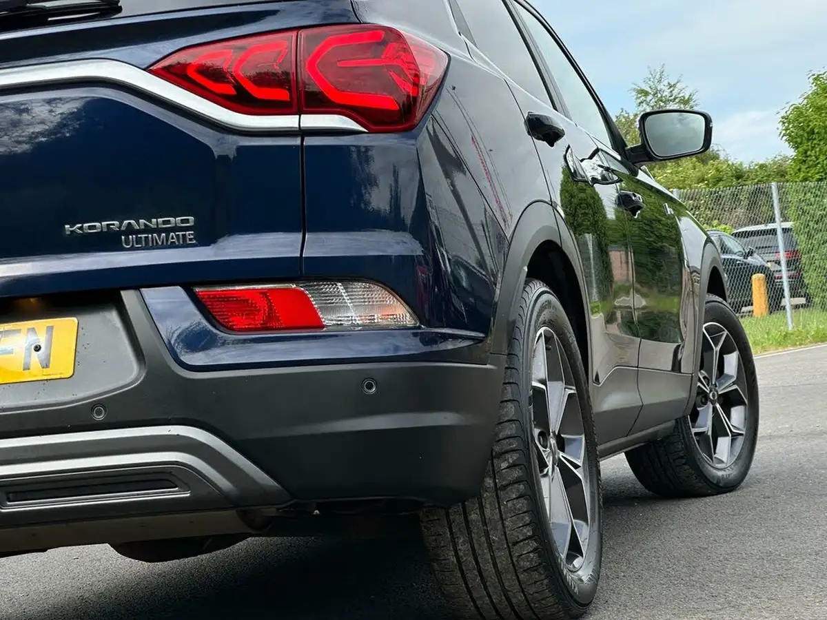 2020-kgm-ssangyong-korando-15-ultimate-big-16