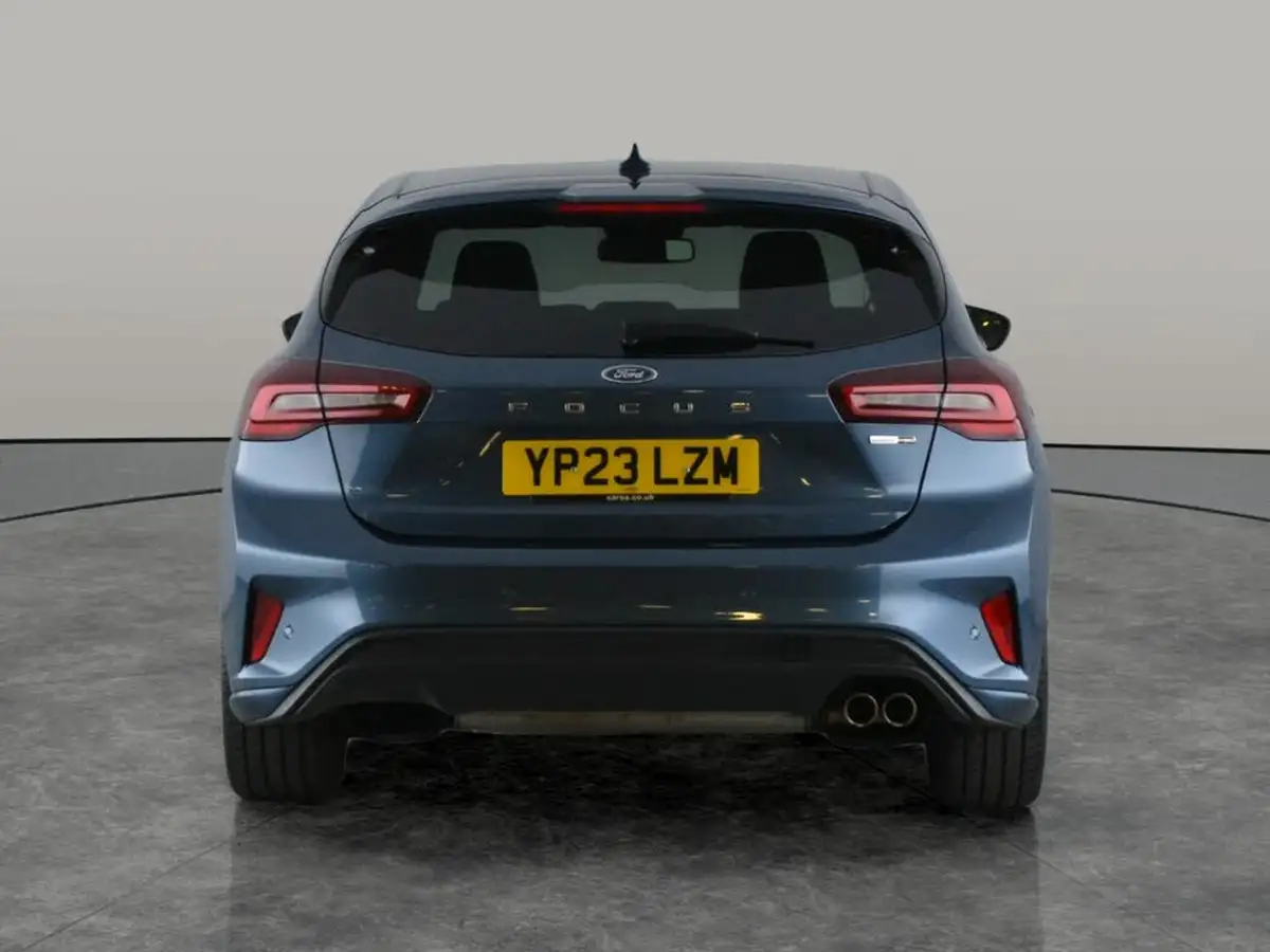 2023-ford-focus-10t-st-line-vignale-155ps-hybrid-mhev-hatchback-powershift-big-11