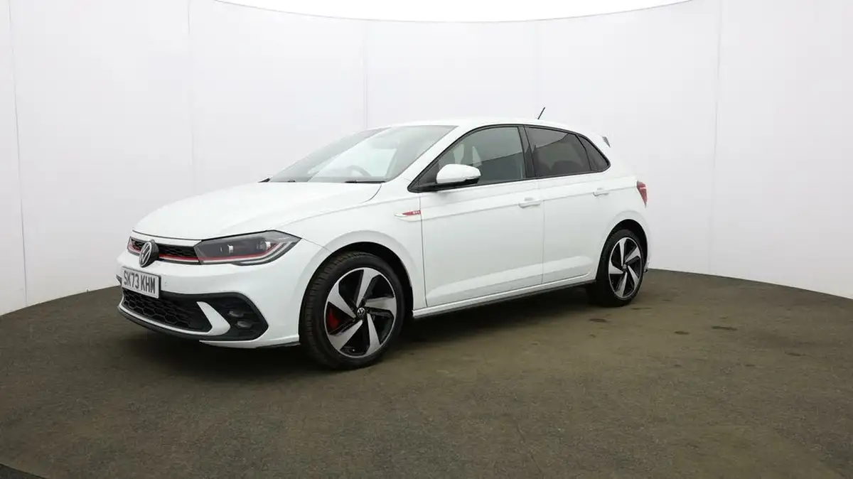 2023-volkswagen-polo-big-35