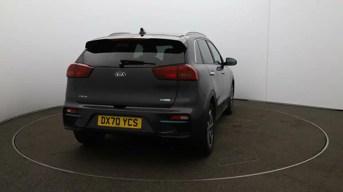 2021-kia-e-niro-ev-3-big-54