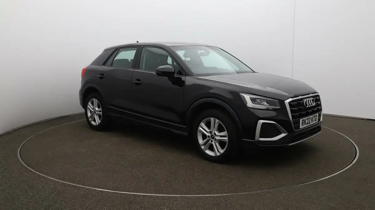 2022-audi-q2-10-30-tfsi-sport-big-40