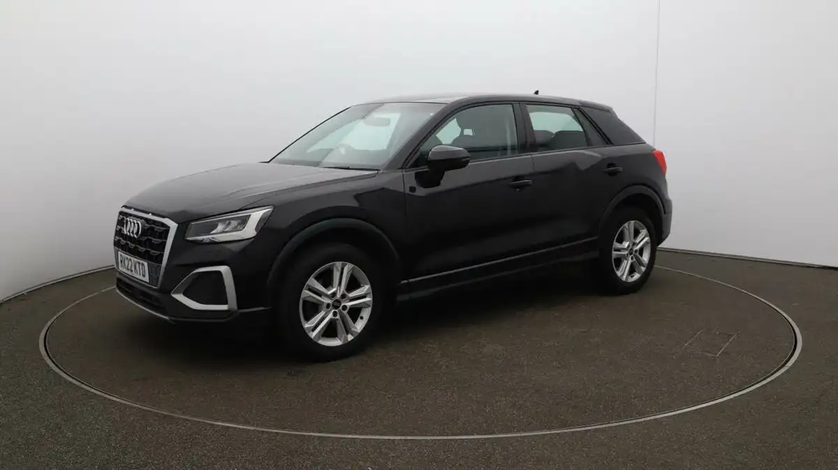 2022-audi-q2-10-30-tfsi-sport-big-64