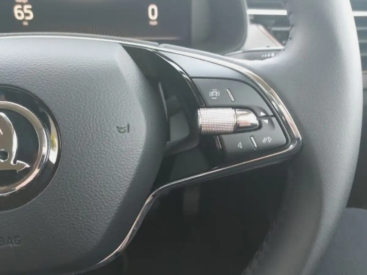 2023-skoda-kamiq-10-tsi-se-l-executive-110ps-dsg-big-16