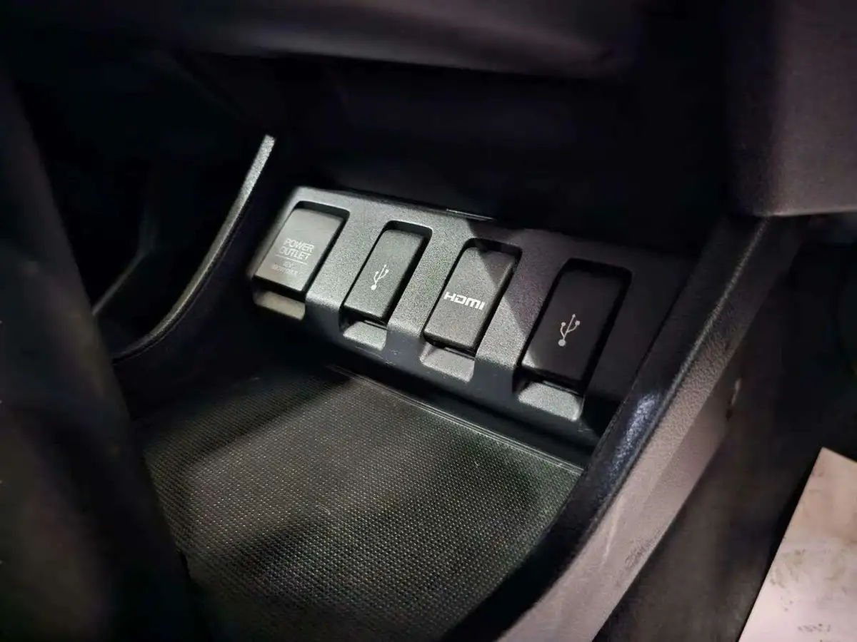 2016-honda-hr-v-16-i-dtec-se-navi-big-11