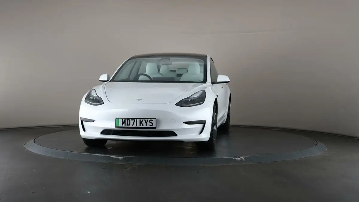 2021-tesla-model-3-e-standard-plus-big-46