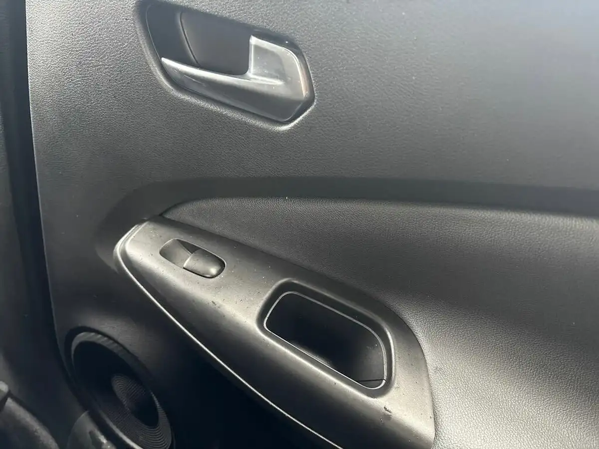 2022-nissan-juke-10-dig-t-n-connecta-big-34