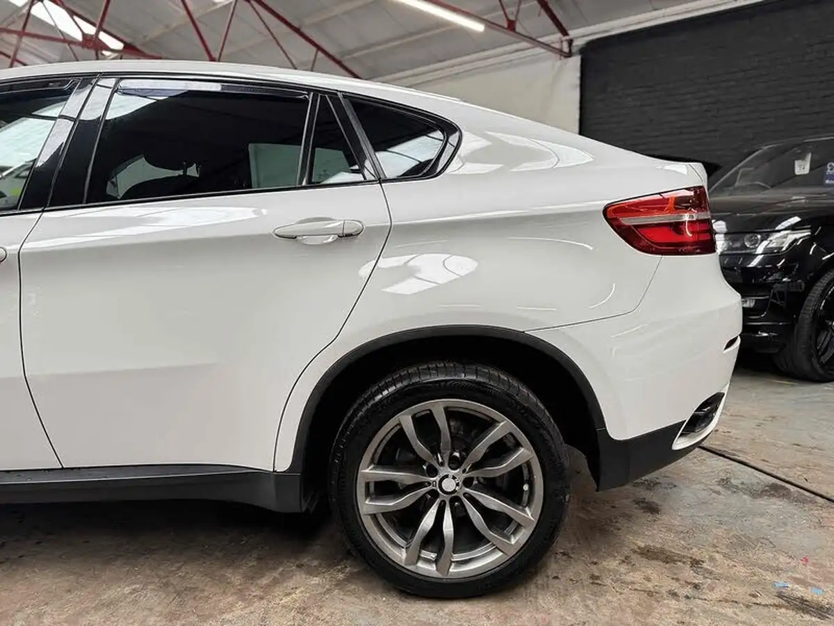 2013-bmw-x6-30td-m50d-big-25