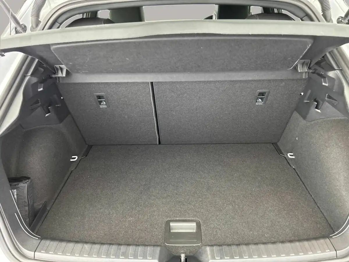 2021-audi-a1-10-30-tfsi-black-edition-s-tronic-big-32