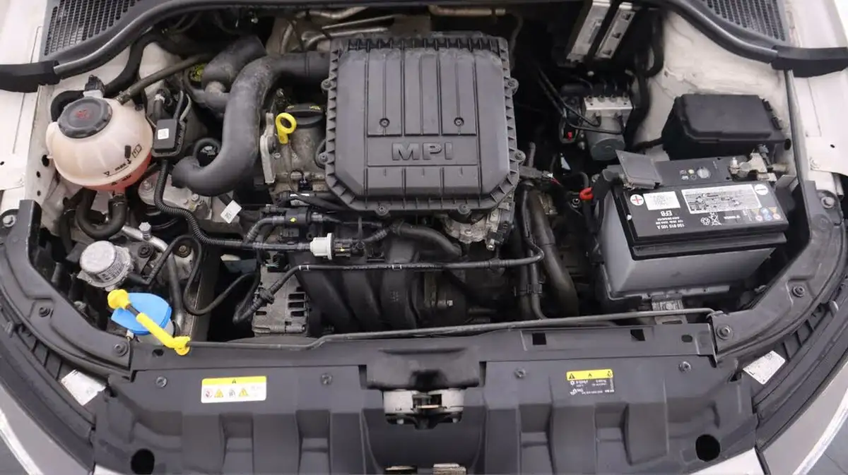 2020-skoda-fabia-10-mpi-se-60ps-hatchback-big-18