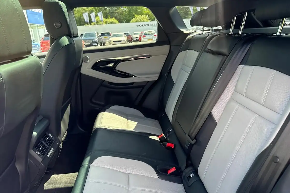 2020-land-rover-range-rover-evoque-20-d180-first-edition-big-16