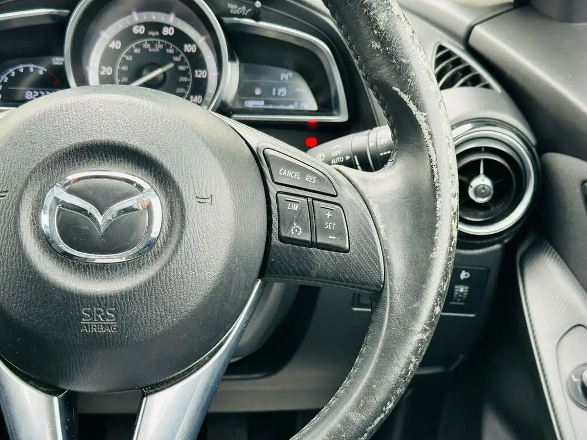 2016-mazda-mazda2-15-sport-nav-90ps-big-47
