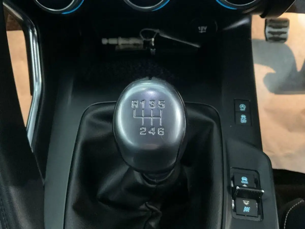 2019-jaguar-e-pace-20-i4d-r-dynamic-150ps-big-36