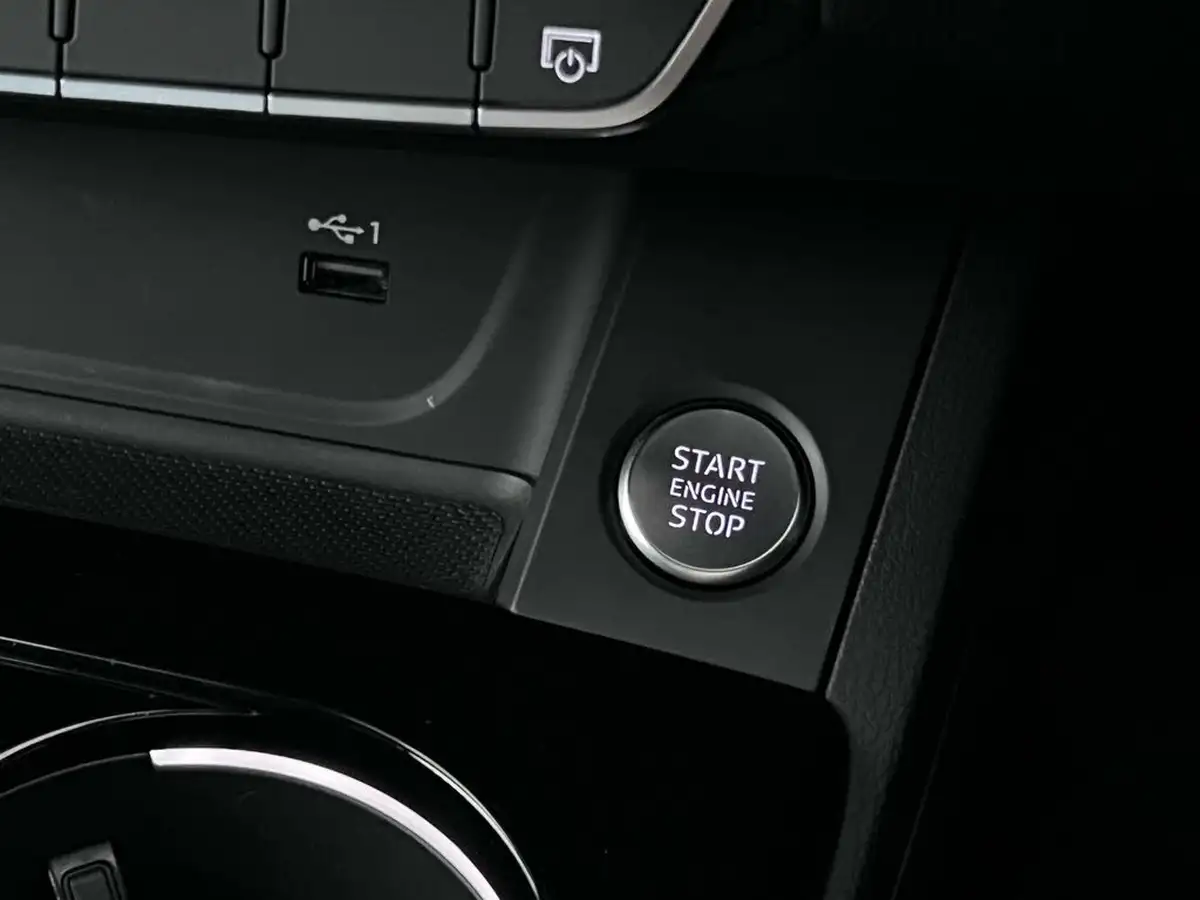 2022-audi-a4-20-35-tfsi-s-line-tronic-big-42