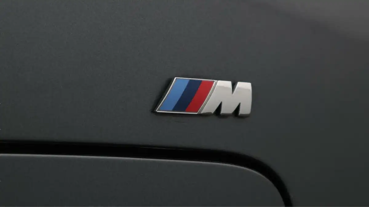 2020-bmw-3-series-20-330e-m-sport-tech-pack-saloon-4d-big-21