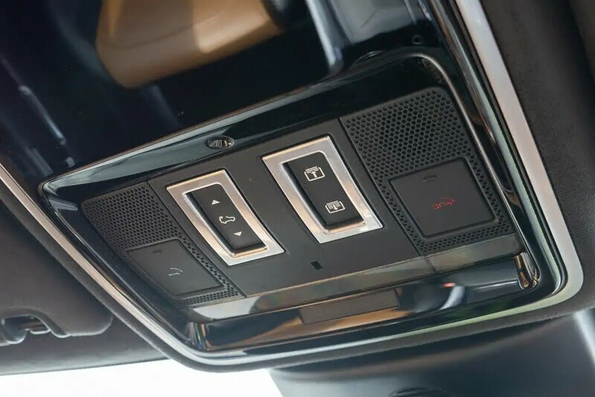 2021-land-rover-range-rover-sport-50-v8-p575-svr-awd-big-36