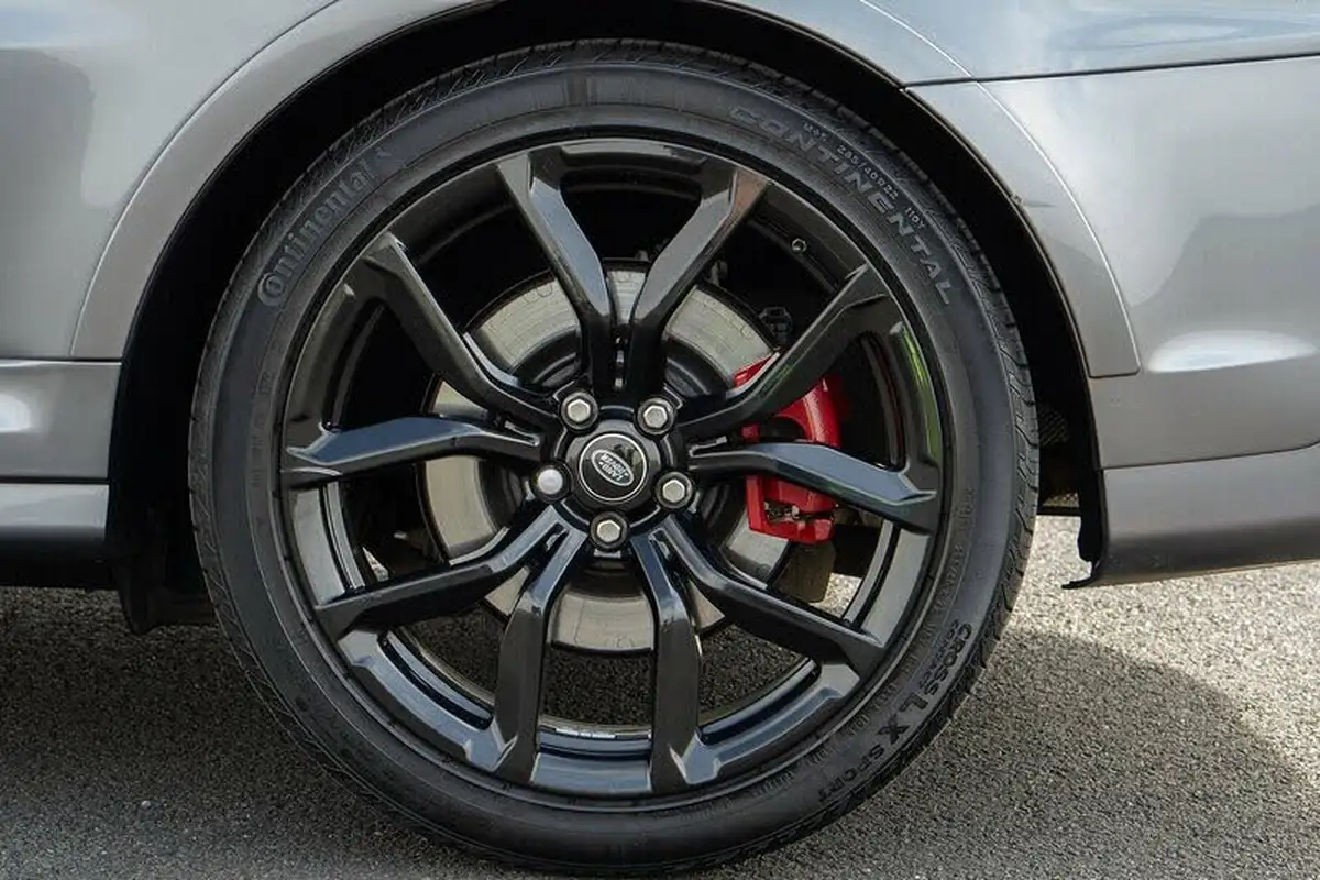 2021-land-rover-range-rover-sport-50-v8-p575-svr-awd-big-12