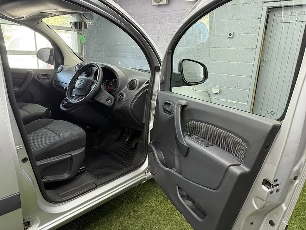 2017-mercedes-benz-citan-15-cdi-109-15cdi-extra-long-blue-f-traveliner-7-seats-big-15