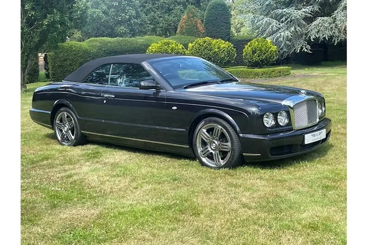 2006-bentley-azure-68-big-4