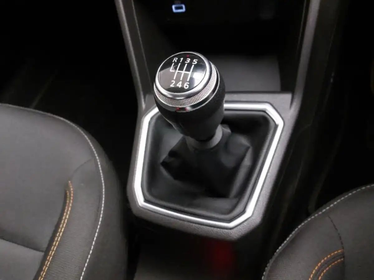 2022-dacia-sandero-stepway-10-tce-prestige-90bhp-big-14