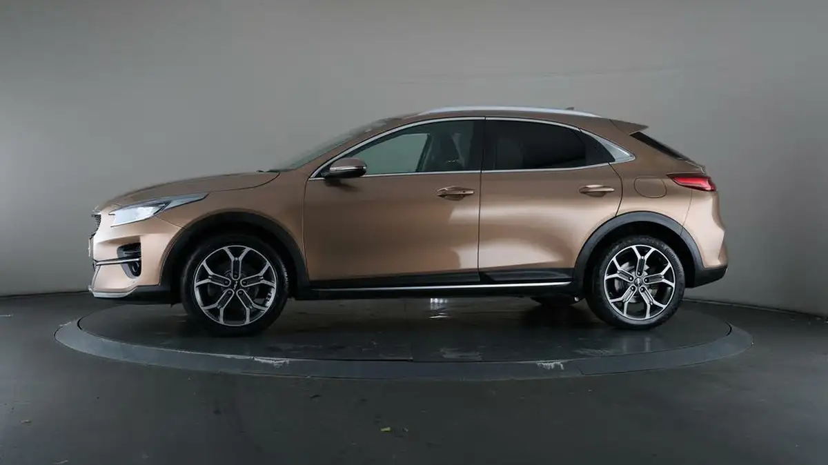 2021-kia-xceed-15-t-gdi-3-big-38
