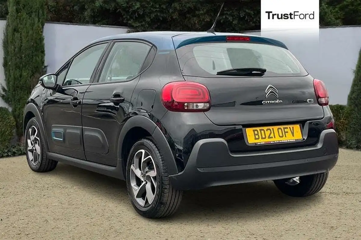 2021-citroen-c3-12-puretech-flair-83ps-big-1