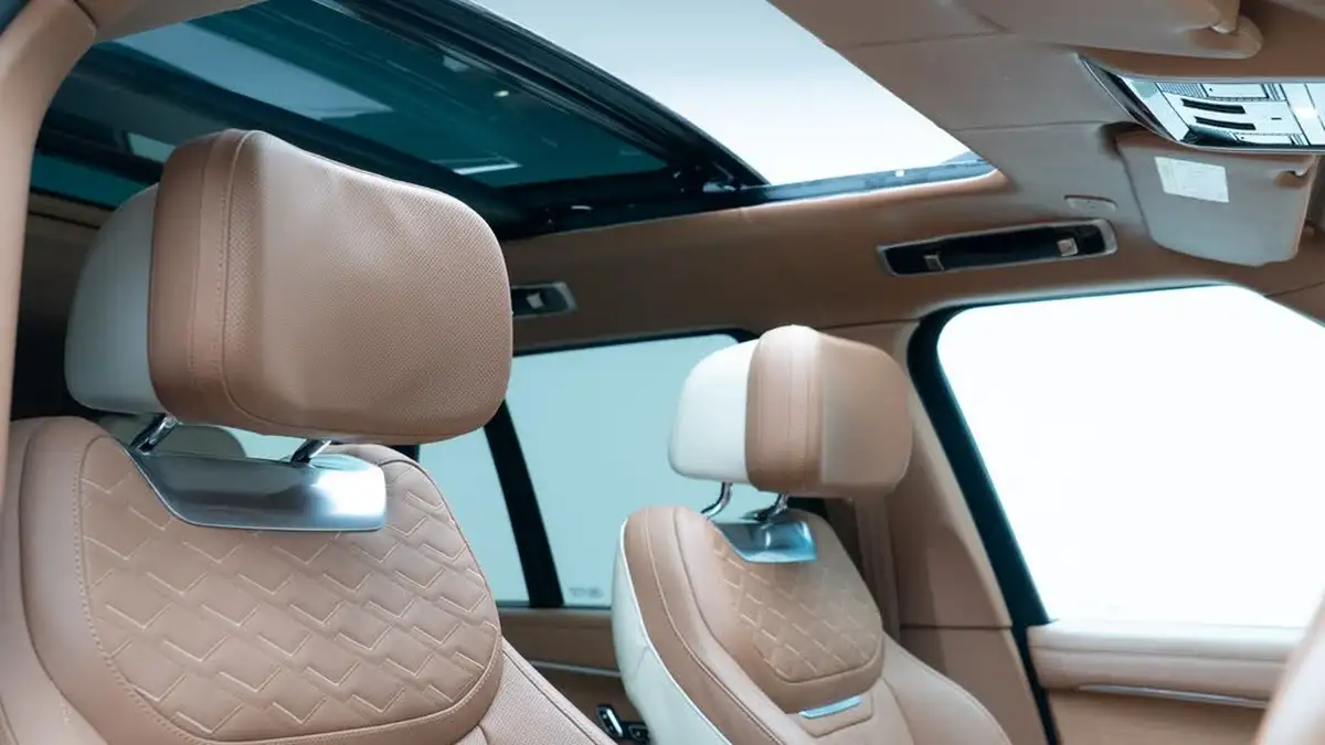 2023-land-rover-range-rover-30-p550e-sv-big-21