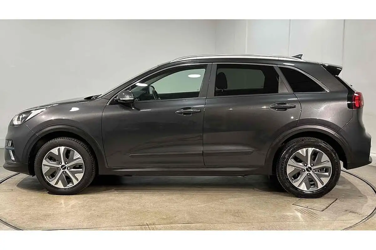 2021-kia-e-niro-ev-2-64-big-7