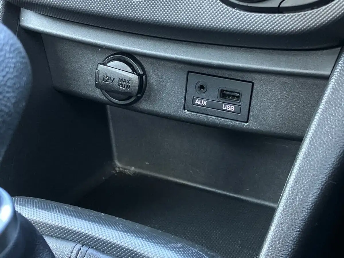 2018-hyundai-i10-10-se-66ps-big-38