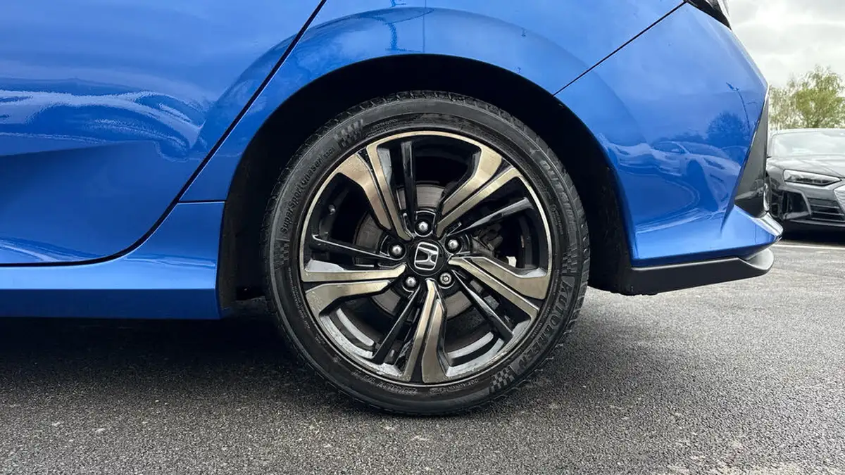 2018-honda-civic-10-vtec-turbo-sr-129ps-hatchback-5d-big-17