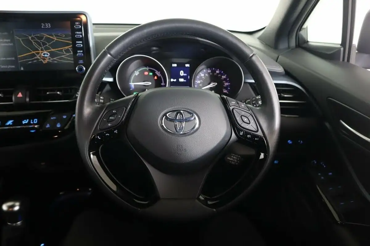 2022-toyota-c-hr-20-vvt-i-design-big-47
