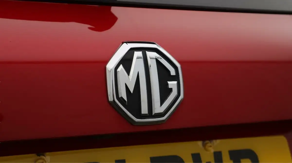 2021-mg-hs-15t-gdi-excite-258ps-plug-in-hybrid-auto-big-20