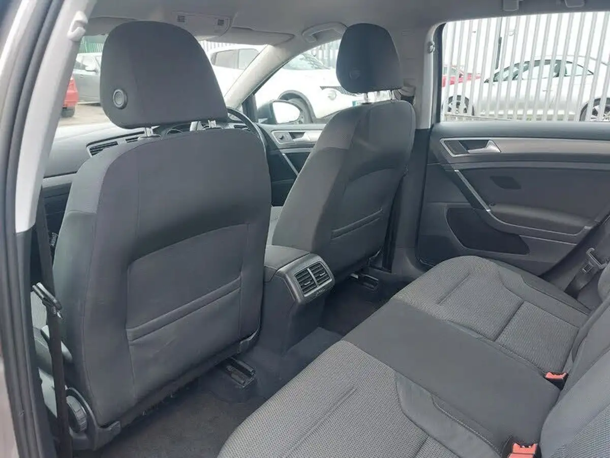 2016-volkswagen-golf-10-tsi-match-bluemotion-edition-5d-dsg-big-17