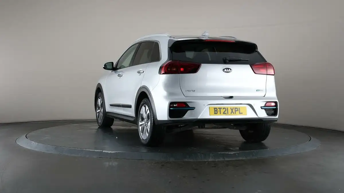 2021-kia-e-niro-ev-4-big-58