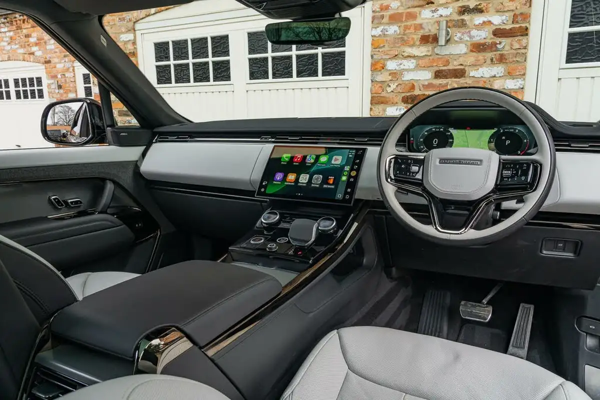 2023-land-rover-range-rover-sport-30-d300-dynamic-se-big-2
