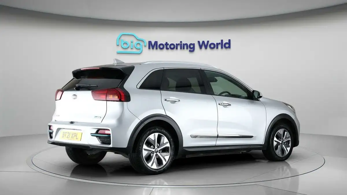 2021-kia-e-niro-ev-4-big-6