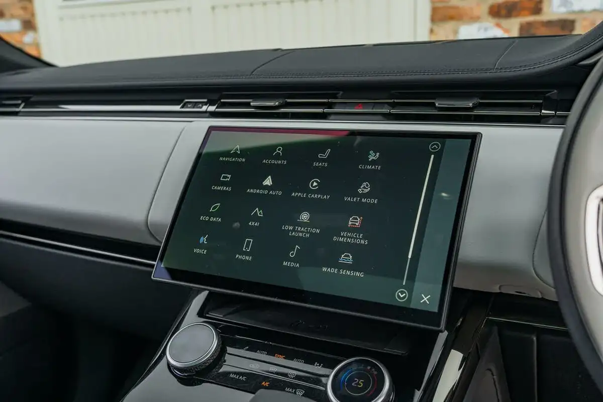 2023-land-rover-range-rover-sport-30-d300-dynamic-se-big-50