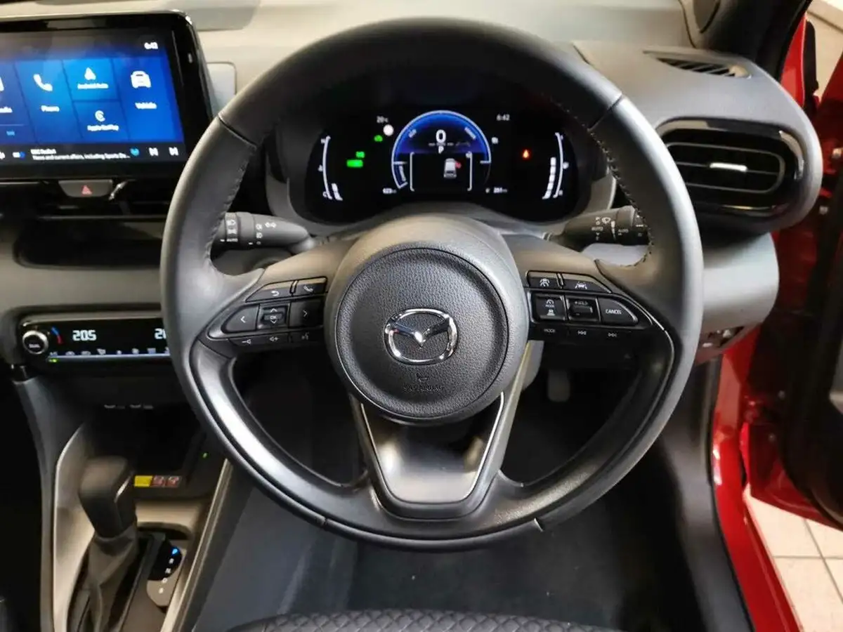 2024-mazda-mazda2-15-homura-big-18