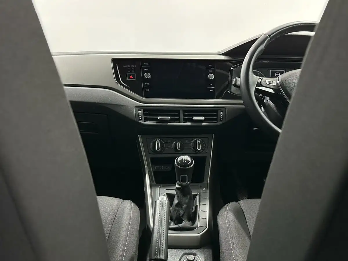 2018-volkswagen-polo-10-tsi-se-big-17