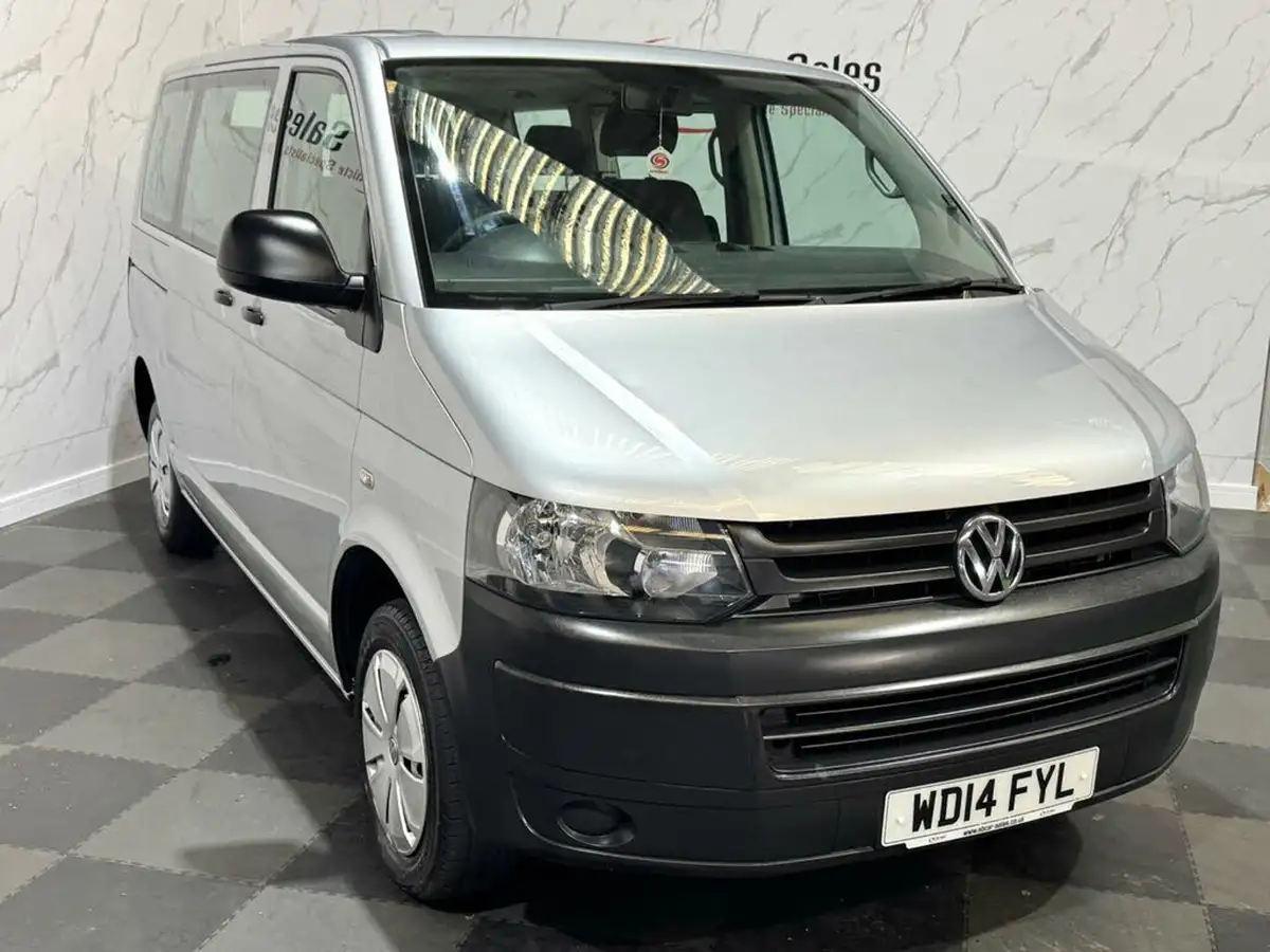 2014-volkswagen-transporter-shuttle-20td-t30-s-102ps-swb-big-5