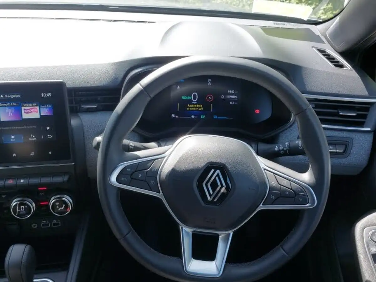 2024-renault-clio-16-techno-big-6