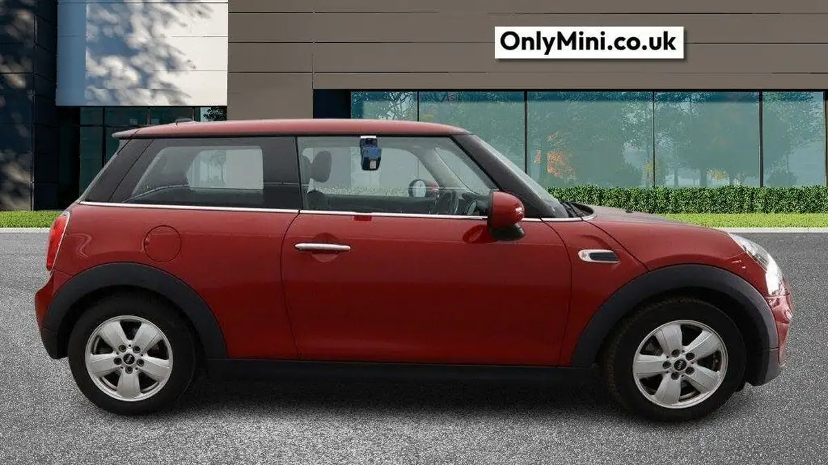 2017-mini-cooper-12-one-3d-big-3